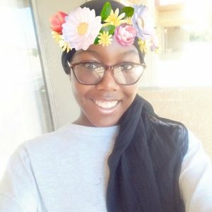 Meet your Posher, Ebony